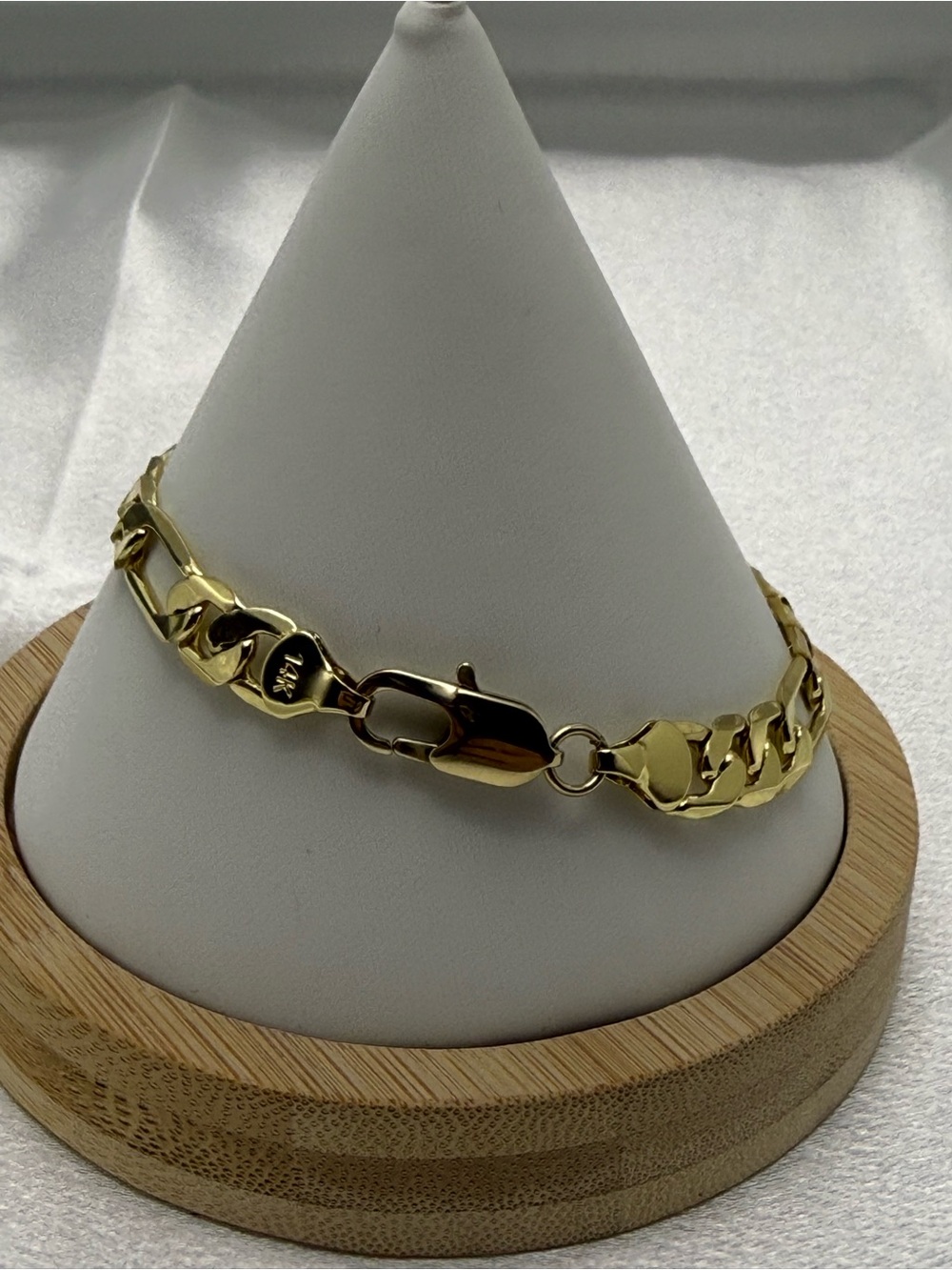 7.5 Inch 18K Gold Dipped Figaro Bracelet 8mm 14k stamped